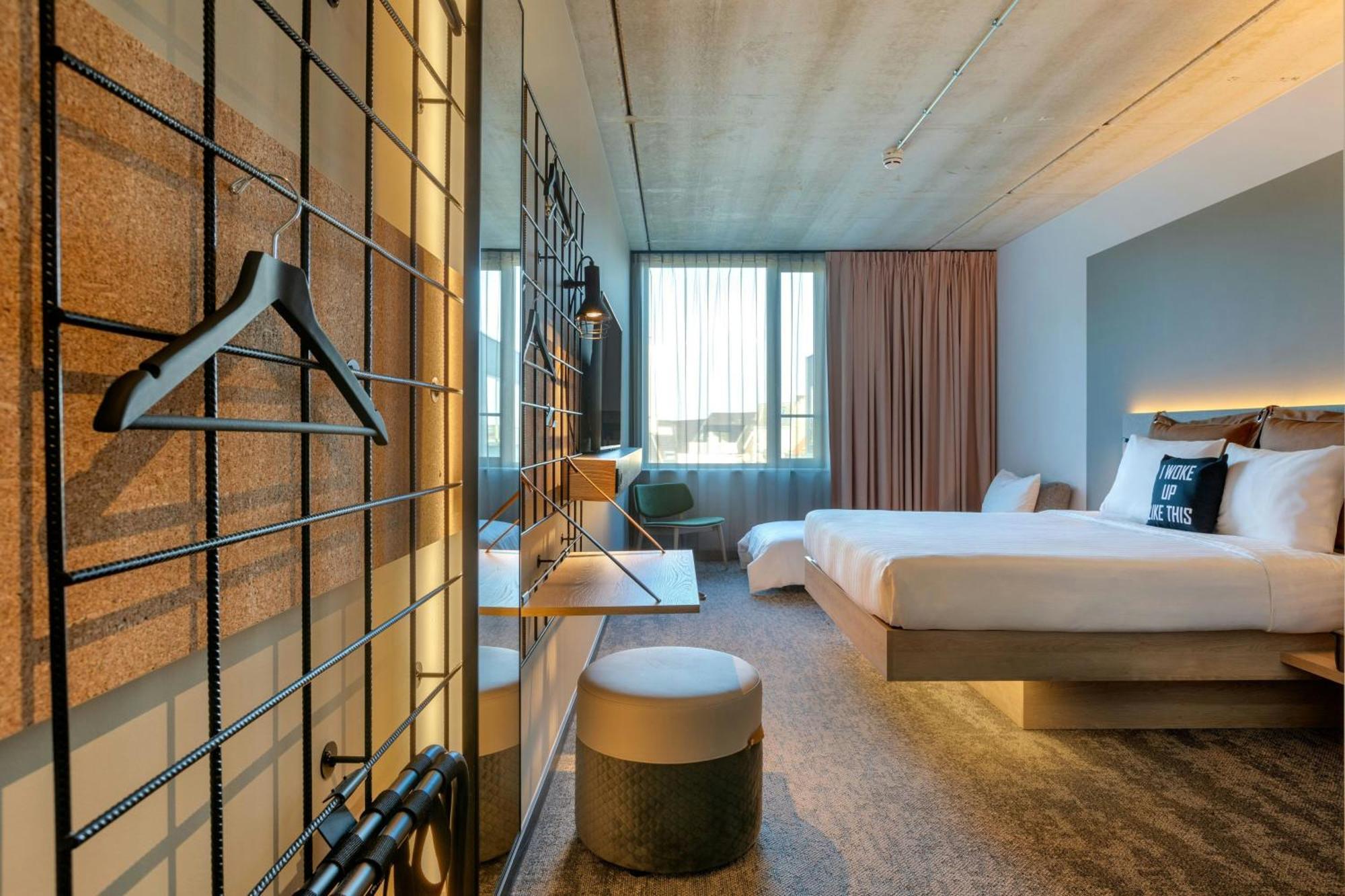 Moxy Antwerp Hotel Exterior photo